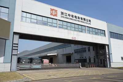 Elektrobusy míří do budoucnosti: technologické inovace pohání městské zelené cestování