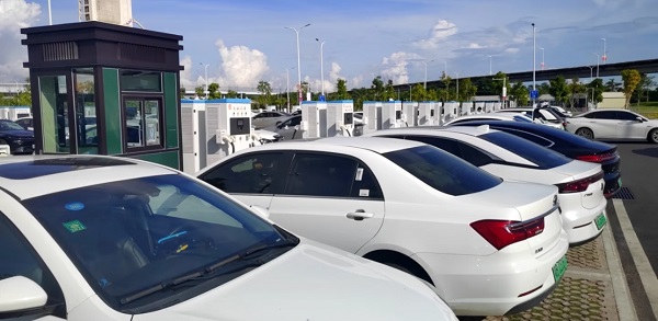 Naše podnikání v oblasti vývozu nových energetických vozidel se v současné době neustále rozvíjí